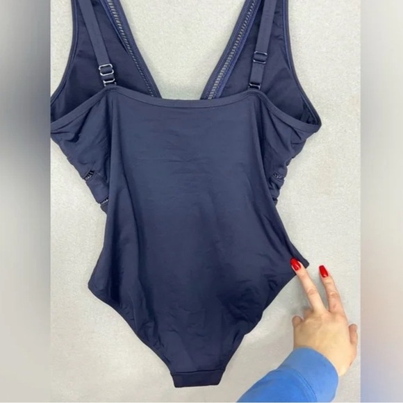 Sea Level Essentials Spliced Cup One Piece Sz 8 - Navy - New w/out tags - Picture 9 of 12